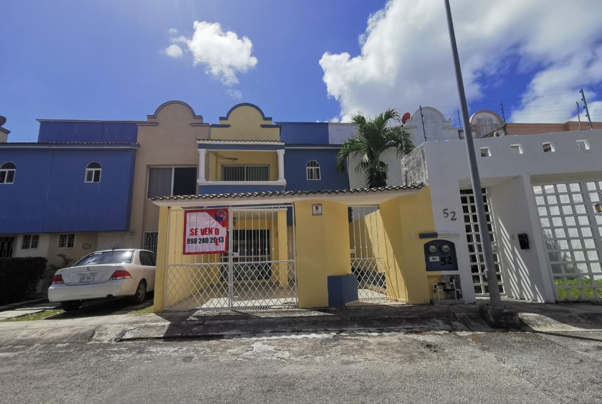 Excelente oportunidad - Casa impecable en venta en Porto Bello Cancun