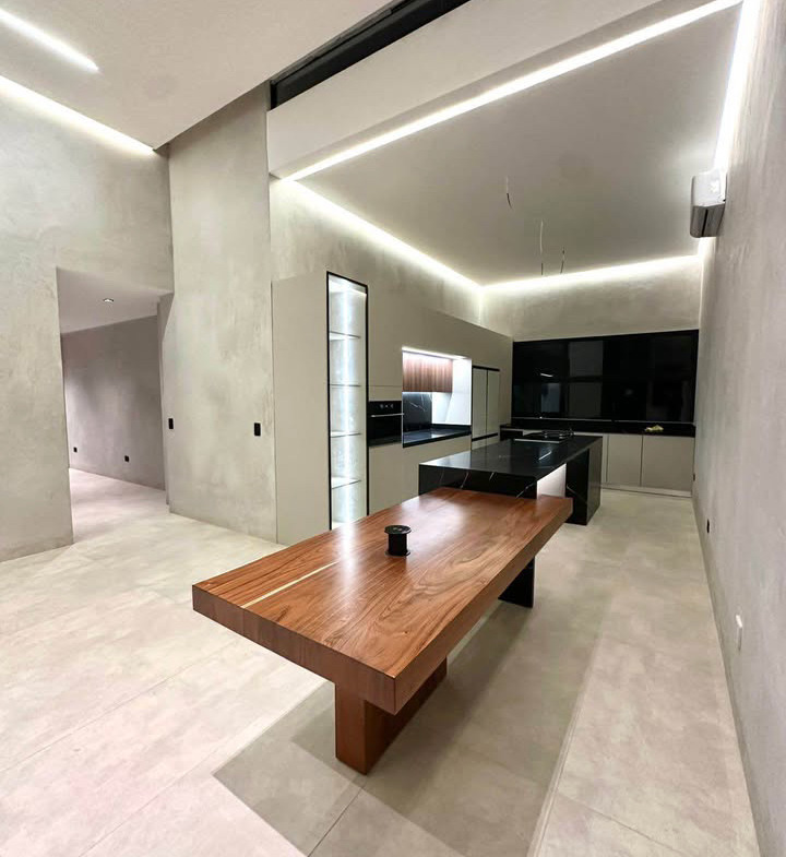 Casa lujosa en venta en Via Cumbres