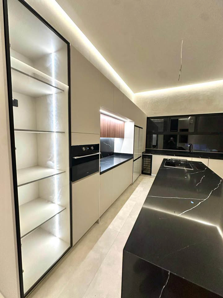 Casa lujosa en venta en Via Cumbres