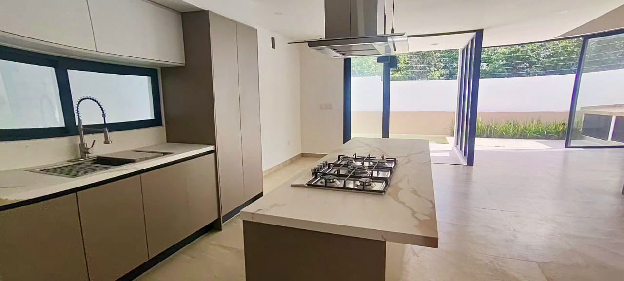 Casa nueva en venta Via Cumbres Cancun