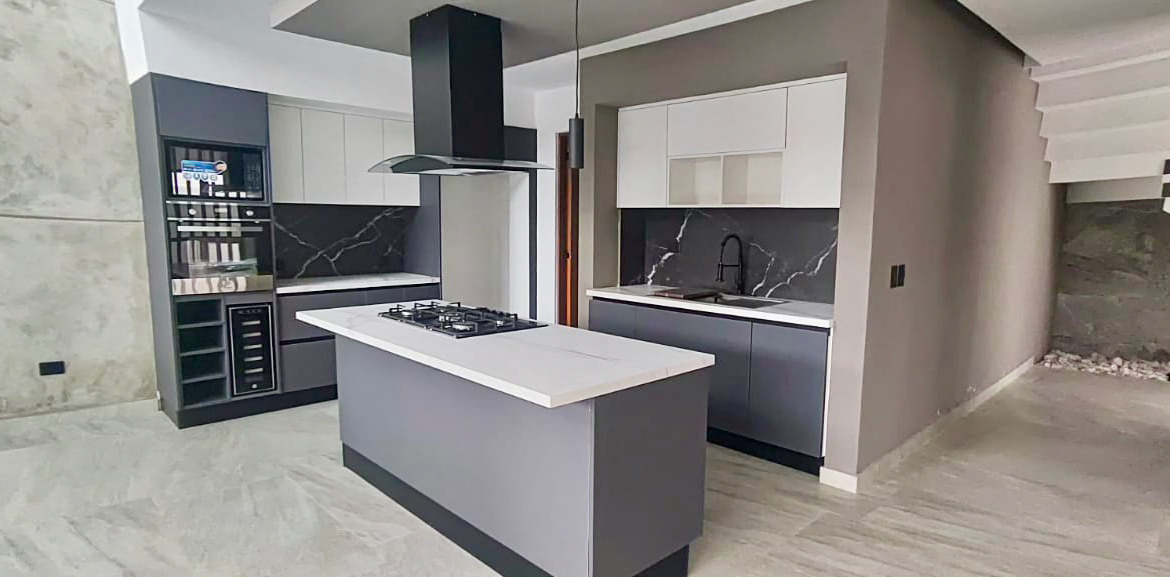 Casa nueva en venta en Via Cumbres Cancun