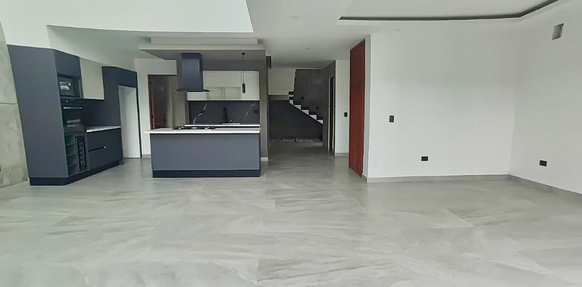 Casa nueva en venta en Via Cumbres Cancun