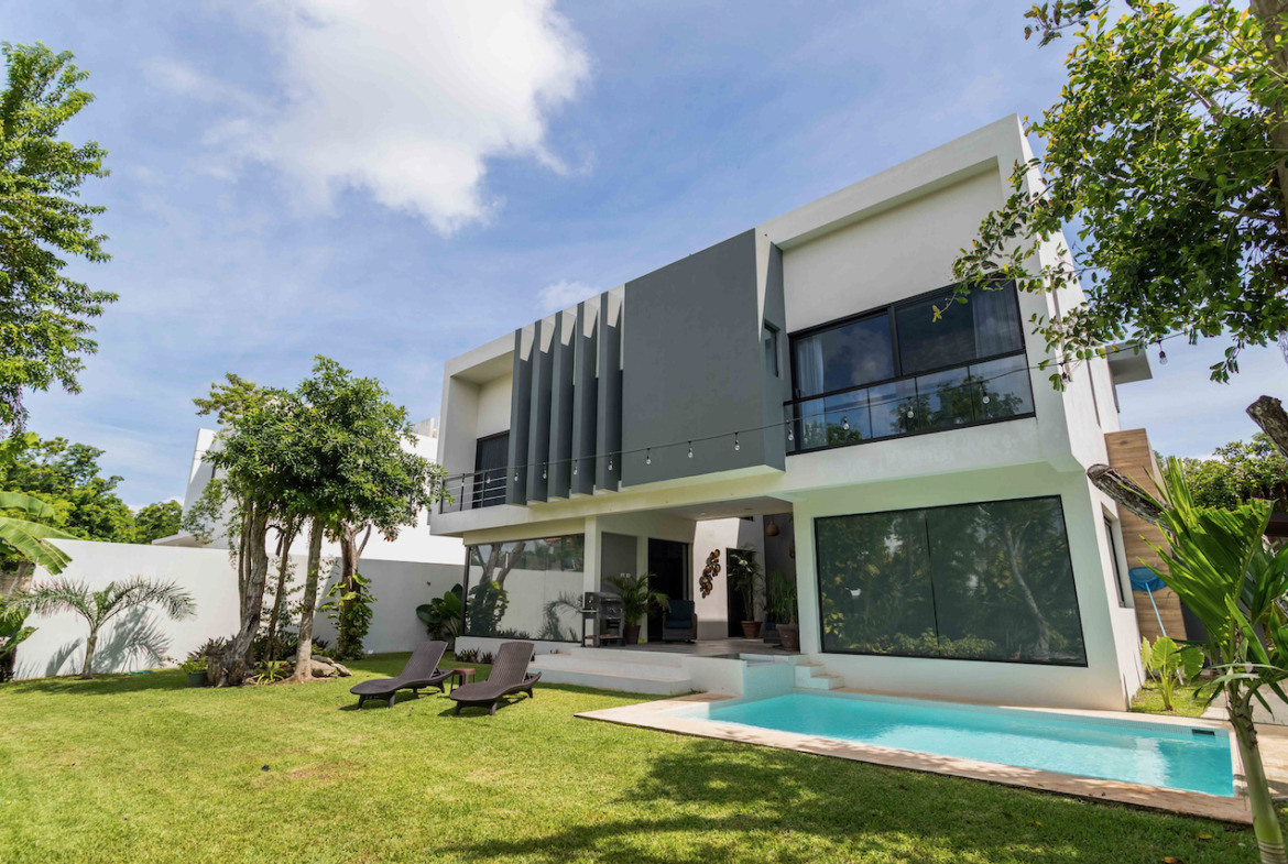 casa en lagos del sol cancun