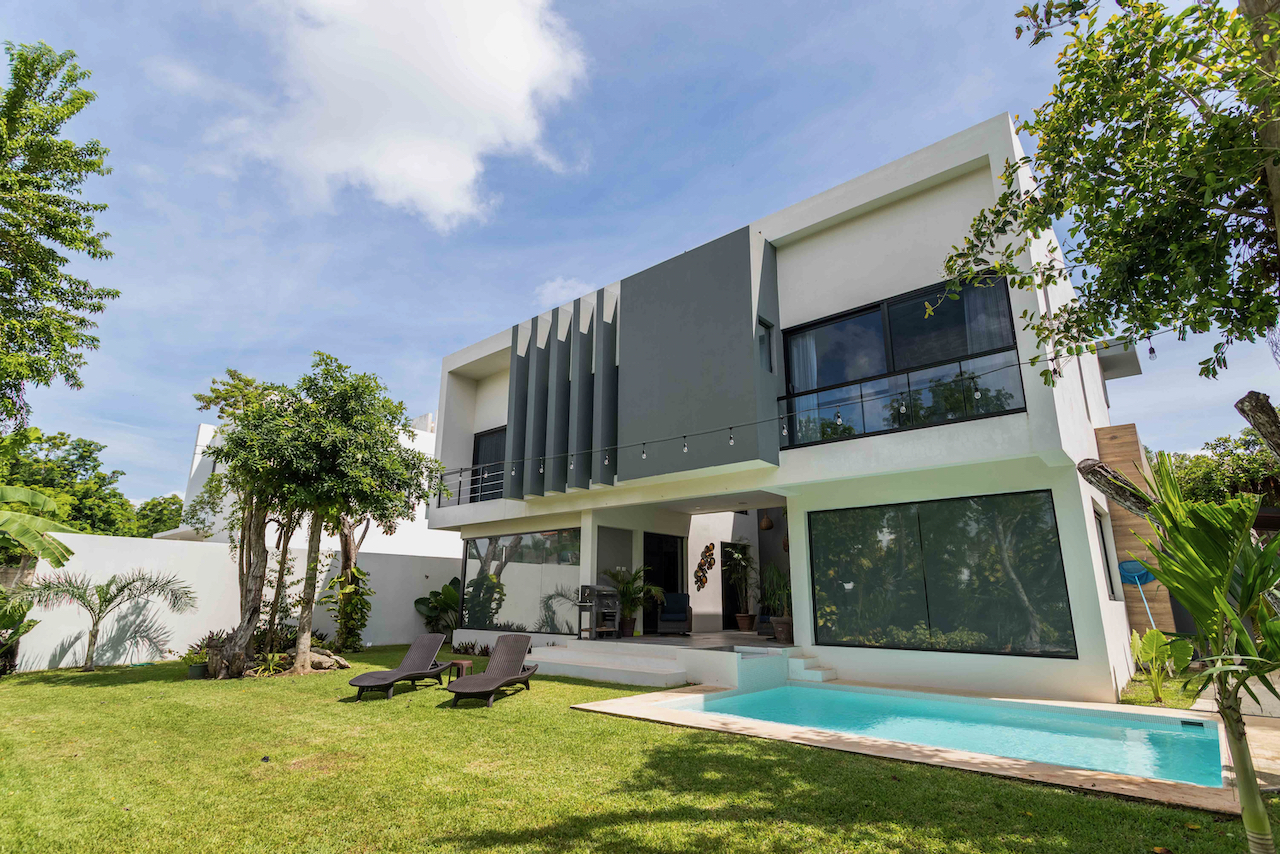 casa en lagos del sol cancun