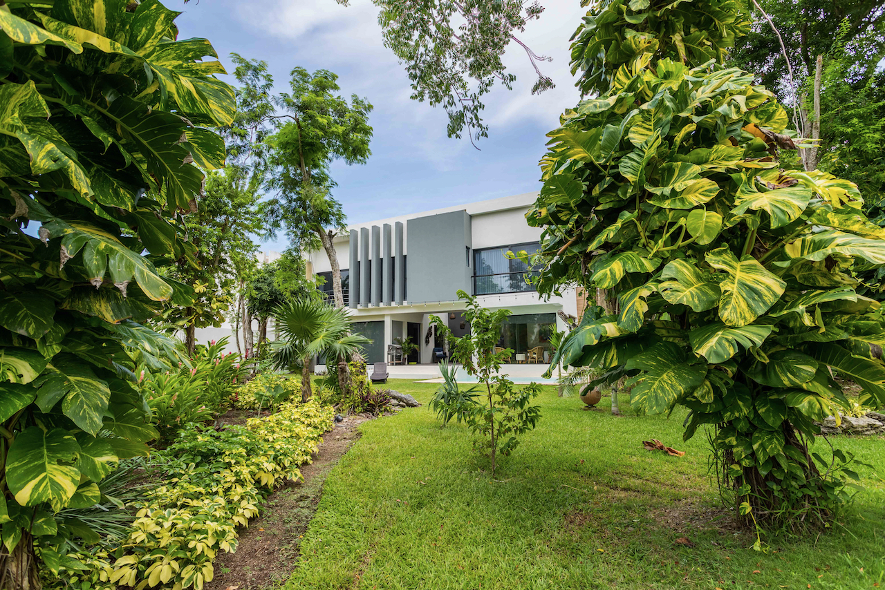 casa en lagos del sol cancun