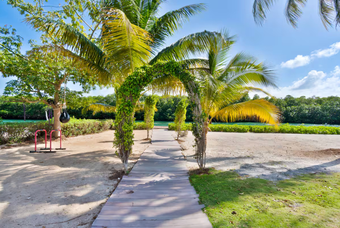 Departamento en venta en Condominios Playa Linda Cancún con alberca y seguridad 24 horas