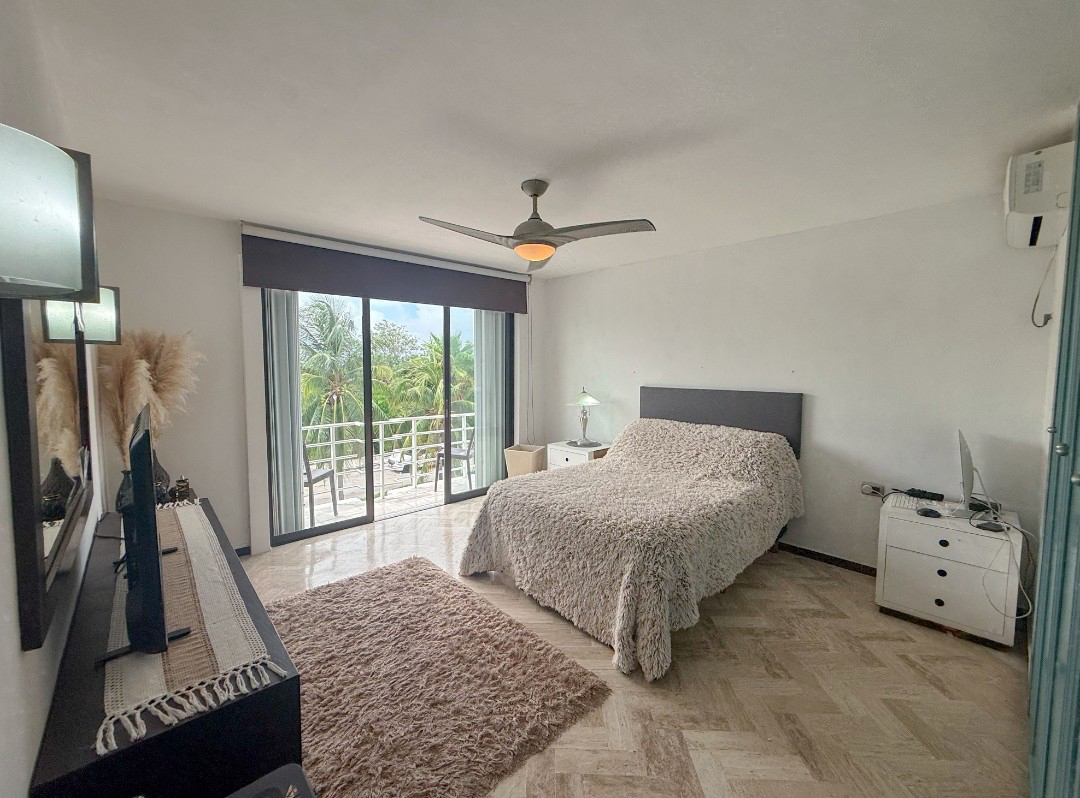 Penthouse en venta en Pok Ta Pok Cancún con vista panorámica a la Laguna Nichupté.