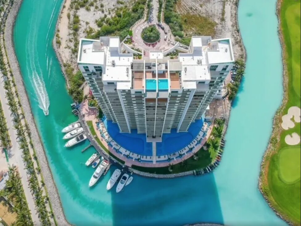 Maioris Puerto Cancún