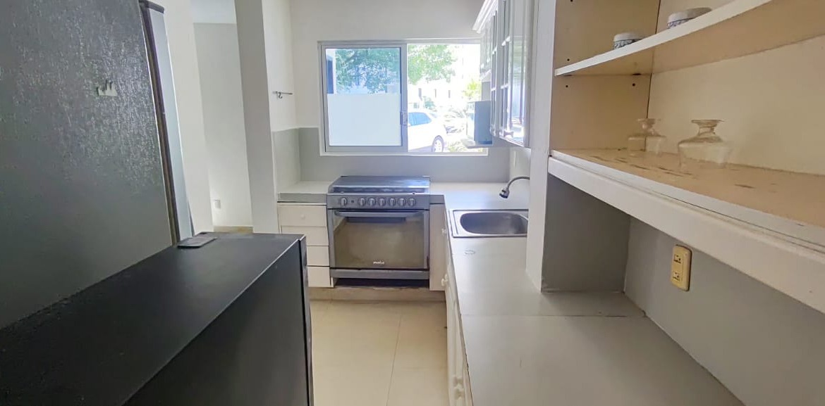 Departamento en venta en Condominios Playa Linda Cancún con alberca y seguridad 24 horas