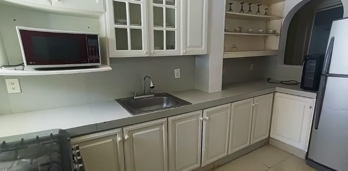 Departamento en venta en Condominios Playa Linda Cancún con alberca y seguridad 24 horas